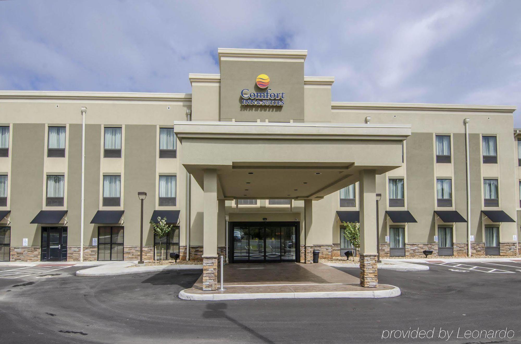 Comfort Inn & Suites Lynchburg Airport - University Area Kültér fotó